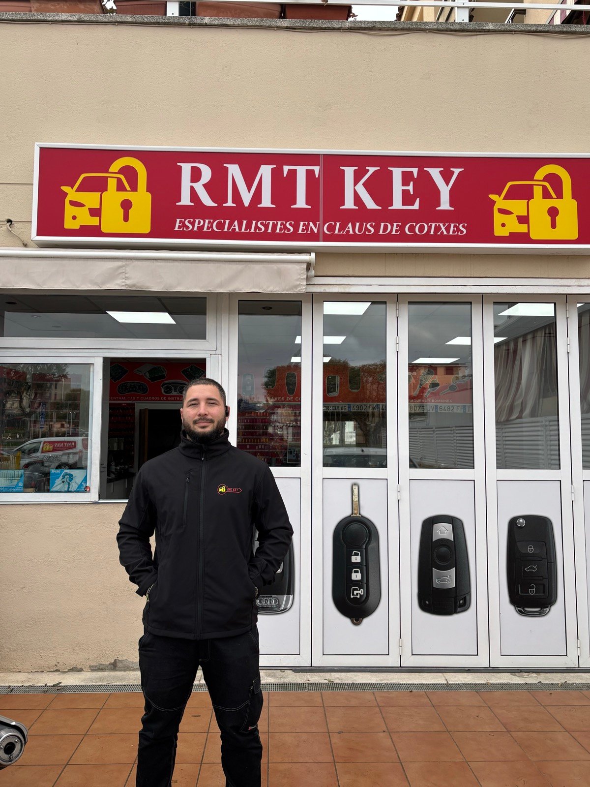 Iván, Fundador de RMT KEY - Especialista en Cerrajería y Electrónica del Automóvil